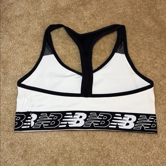Brand New New Balanace Sports Bra - Picture 2 of 5